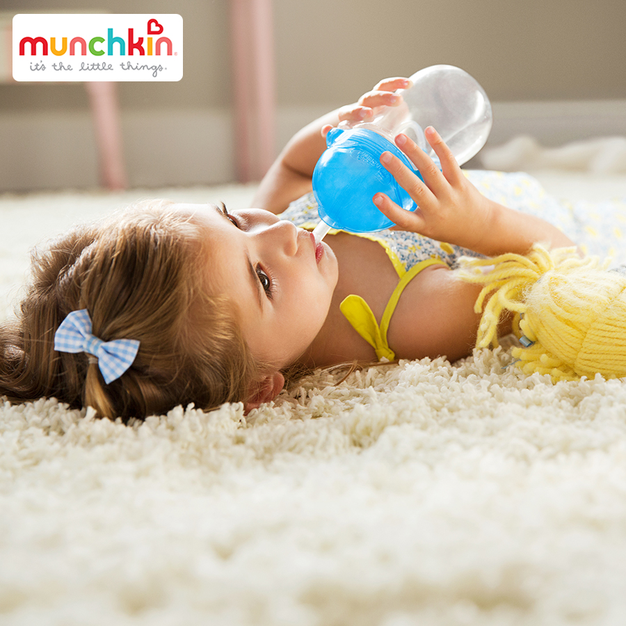 Cốc ống hút mọi tư thế